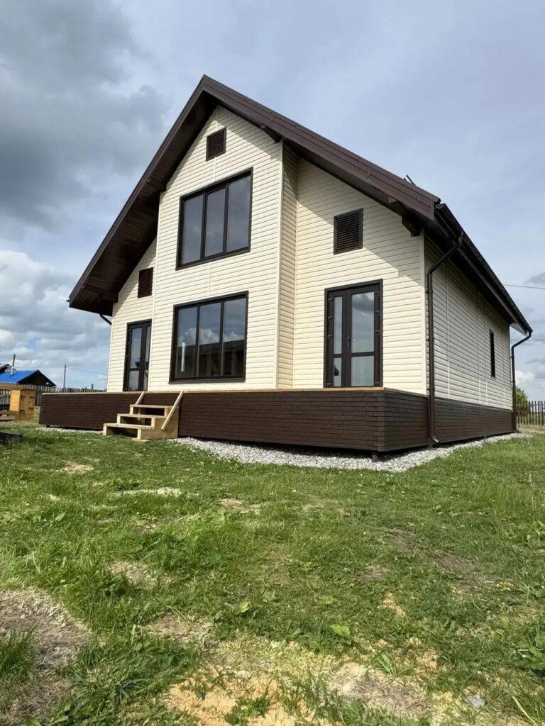 Двухэтажный дом из СИП-панелей 140 м²